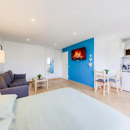 Entier Proche La Defense & Paris & Hopital De Colombes - Parking Prive Apartment